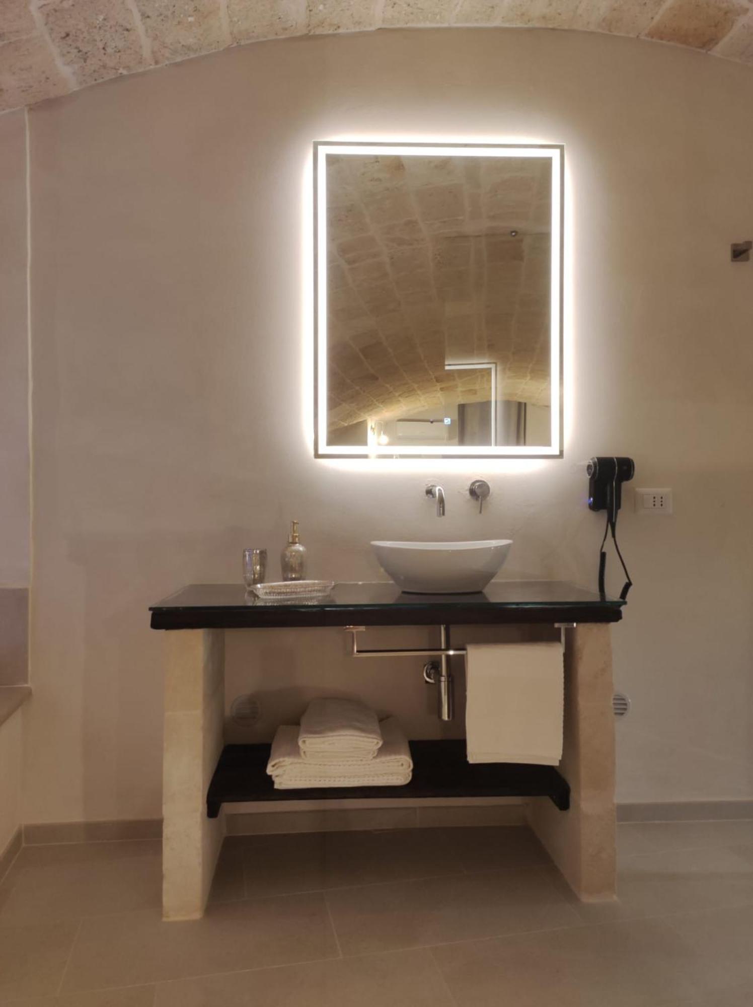Brunaldi Suite Monopoli Quarto foto